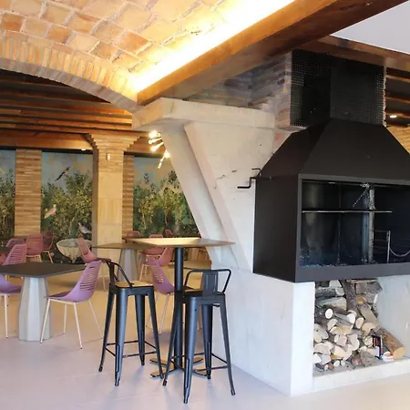 Duruelo Mountain Hotel