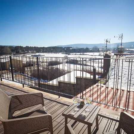 Duruelo Mountain Hotel