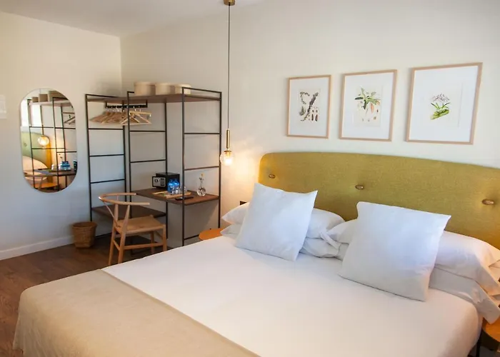 호텔 Duruelo Mountain 4*